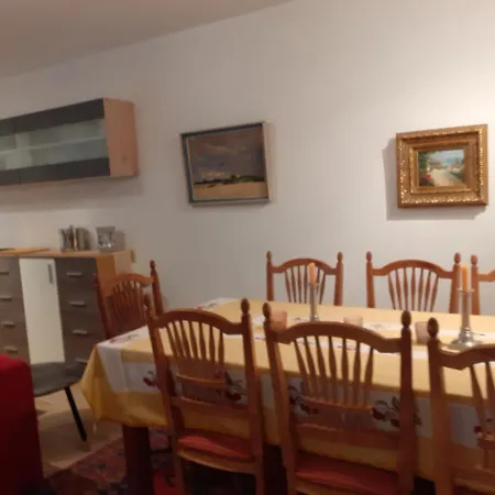 Kiekin Apartment *